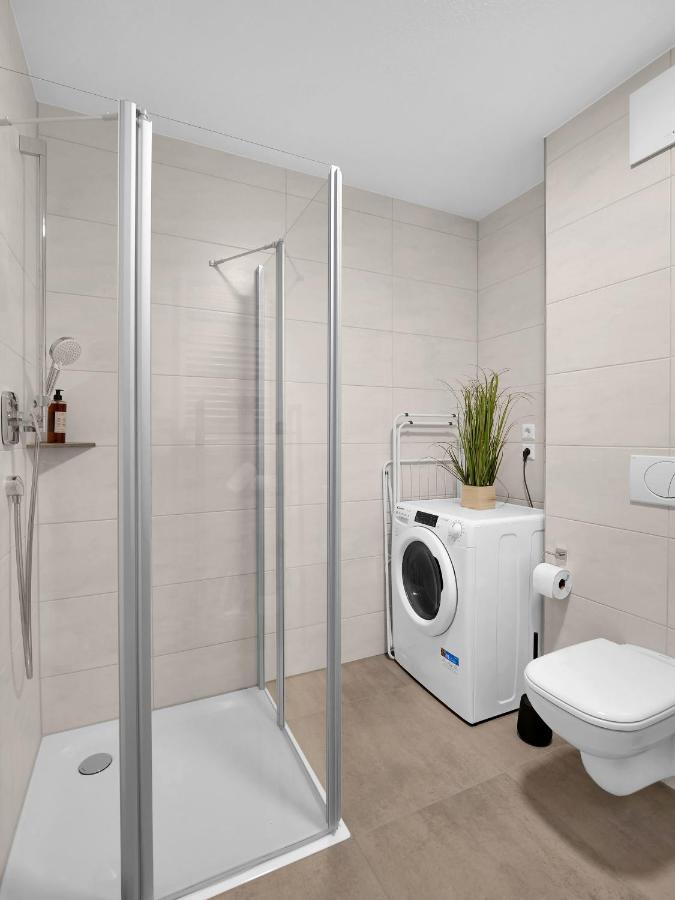 Inhome Studio Apartment - Kueche - Parken - Tv シュヴェービッシュ・ハル エクステリア 写真