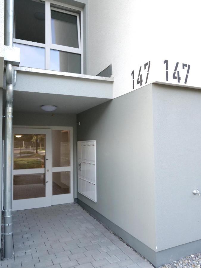 Inhome Studio Apartment - Kueche - Parken - Tv シュヴェービッシュ・ハル エクステリア 写真