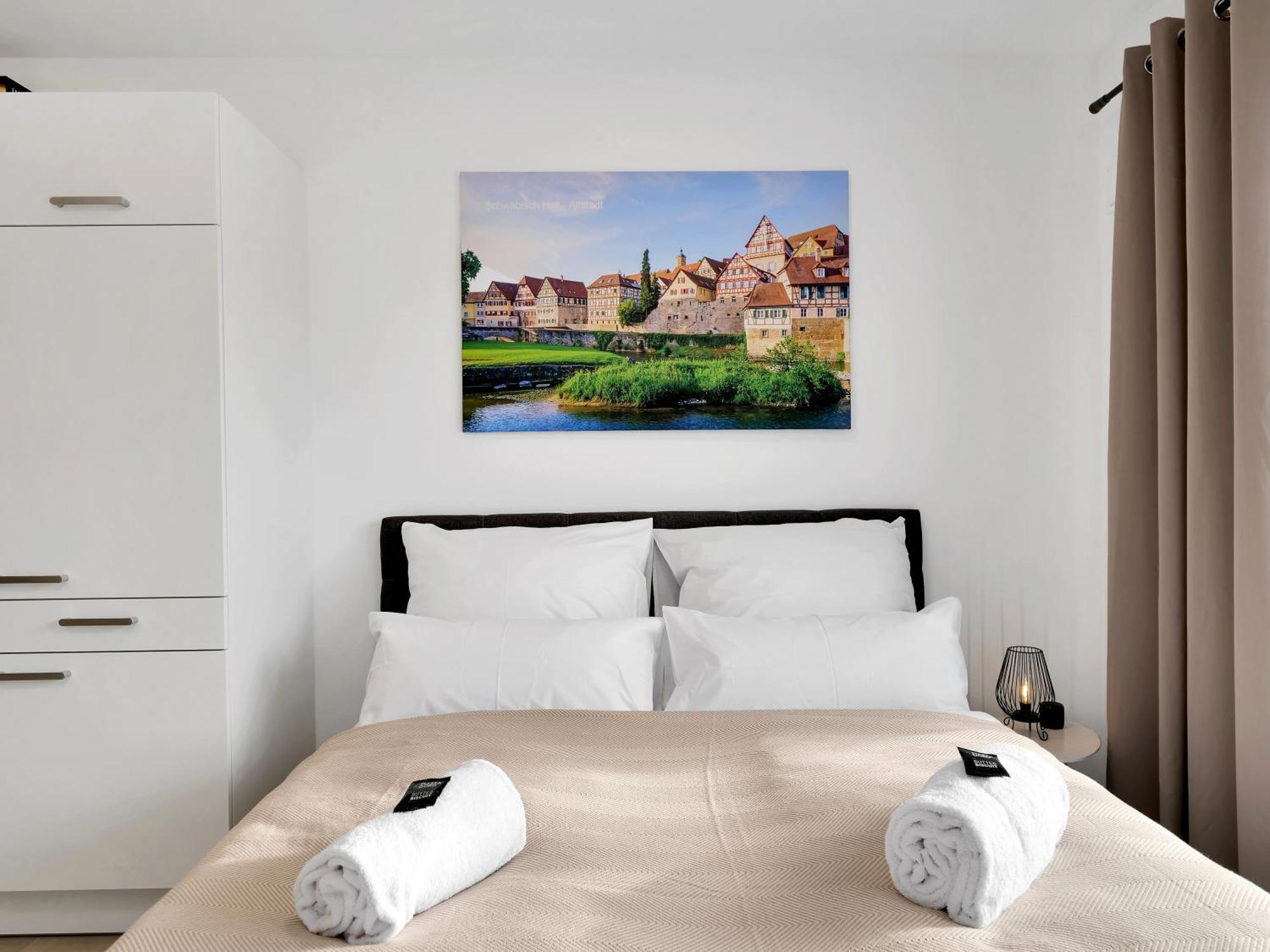 Inhome Studio Apartment - Kueche - Parken - Tv シュヴェービッシュ・ハル エクステリア 写真